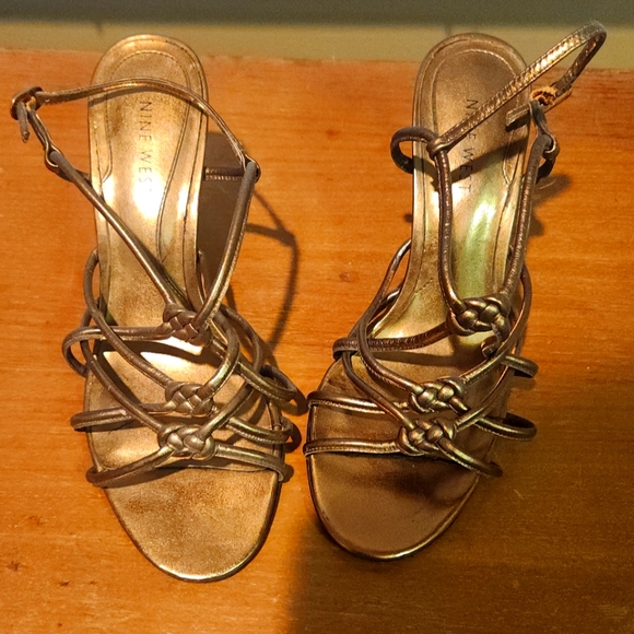 Size 5 nine west shoes - Picture 1 of 2